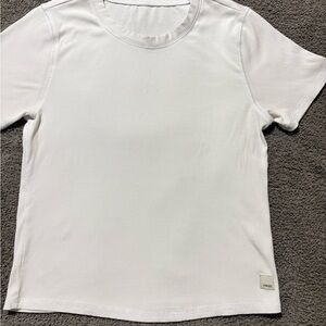 Vuori White Ribbed T-Shirt
